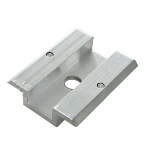 Střední svorka H8 L50 - nízká - surová se zemnicím pinem