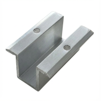 Střední svorka H25 L50 - surová s uzemňovacím pinem